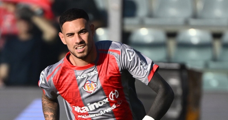 https://cdn.tuttosport.com/img/800/600/2025/09/15/054717006-fe537c41-5c5e-4d70-addf-315d0370c23d.jpg