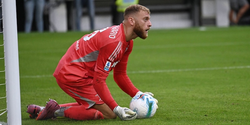 https://cdn.tuttosport.com/img/800/600/2025/09/20/084752871-a2ed3f7c-87fa-41b7-8044-b4b178182863.jpg