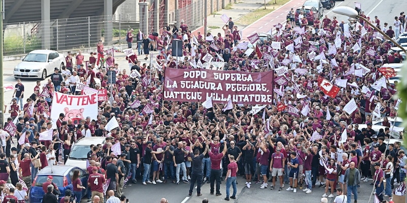 https://cdn.tuttosport.com/img/800/600/2025/09/21/195051902-12ff824c-b0cf-4dfa-87c5-427380a57510.jpg