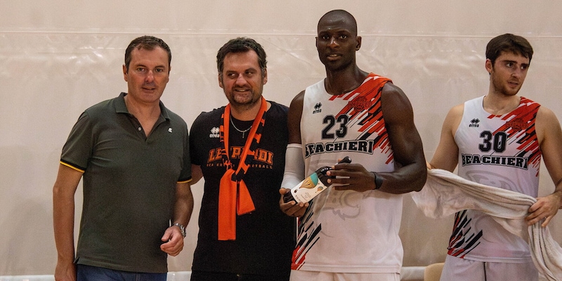 https://cdn.tuttosport.com/img/800/600/2025/09/22/210253327-0ade0789-5390-4dd3-8db3-89653de79704.jpg
