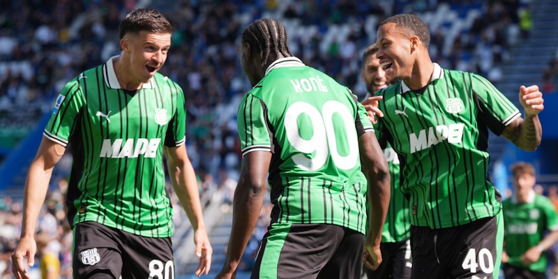 https://cdn.tuttosport.com/img/800/600/2025/09/28/121712648-2fd6c996-c522-4bd0-b84c-e92f4ac4208b.jpg
