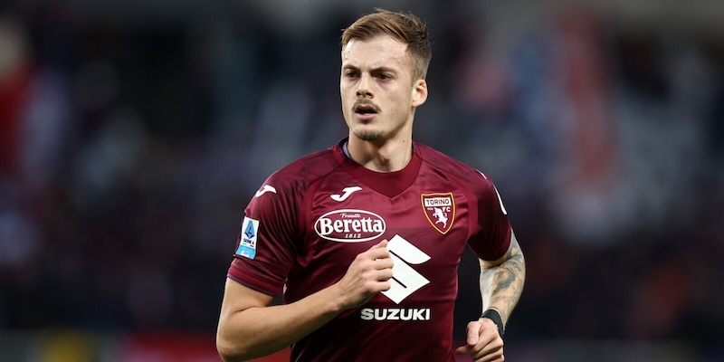https://cdn.tuttosport.com/img/800/600/2025/09/30/083845321-1a0d06f6-ee64-435b-b2ff-61faae6c0994.jpg