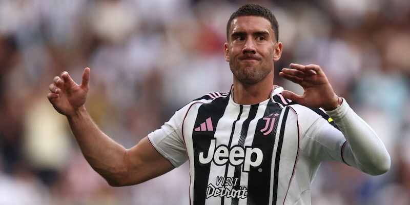 https://cdn.tuttosport.com/img/800/600/2025/10/01/112918210-cf54fdde-583b-472e-bf71-4c13e3b7ecf0.jpg