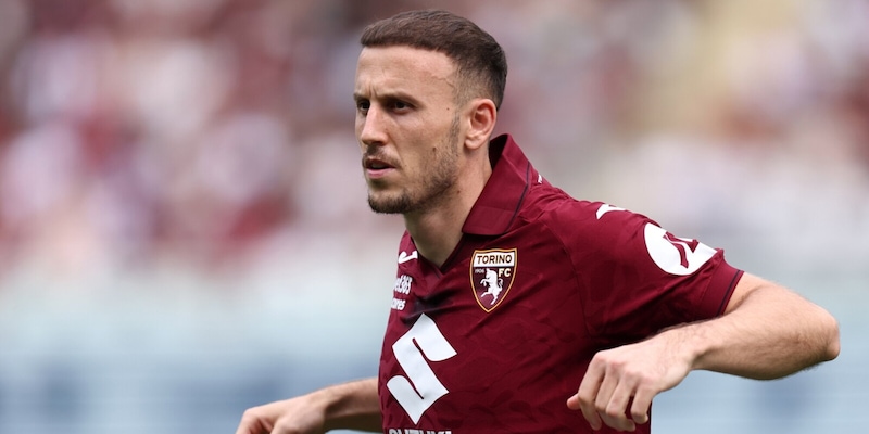 https://cdn.tuttosport.com/img/800/600/2025/10/01/215508311-a6081af7-8b94-444b-a31c-c5b267d21ac2.jpg