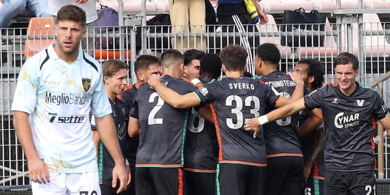 https://cdn.tuttosport.com/img/800/600/2025/10/04/151325410-b28beacf-e024-483f-93b8-a0cf312d66c4.jpg