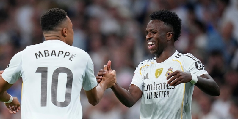 https://cdn.tuttosport.com/img/800/600/2025/10/04/204902048-f33f5ced-1c65-4122-81a5-46691f42a78a.jpg