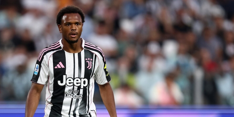 https://cdn.tuttosport.com/img/800/600/2025/10/06/161437062-8684cae1-62ef-45d7-98f6-c44048bb9be8.jpg