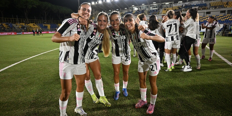 https://cdn.tuttosport.com/img/800/600/2025/10/07/114524664-3e13f011-b749-46a1-a986-b79581c91050.jpg