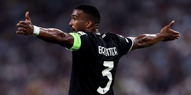 https://cdn.tuttosport.com/img/800/600/2025/10/15/080947860-4c3bd17f-7466-4f23-b550-c2e842c80510.jpg