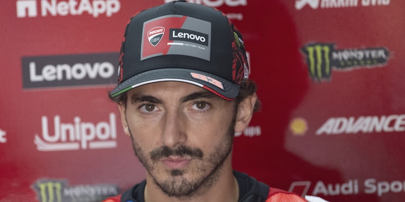 Bagnaia-Ducati ai ferri corti: &ldquo;Abbiamo parlato, ma non cambia niente&rdquo;. Bezzecchi penalizzato