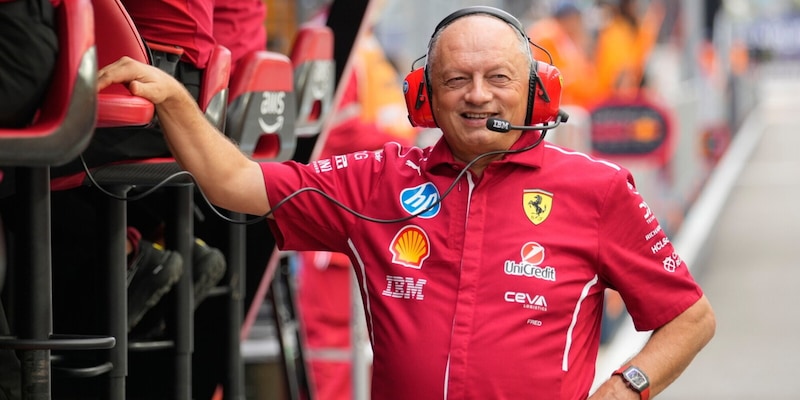 Vasseur, &quot;Ferrari unita&quot;: le voci di Horner, il silenzio della propriet&agrave;, la scelta di far parlare Santi