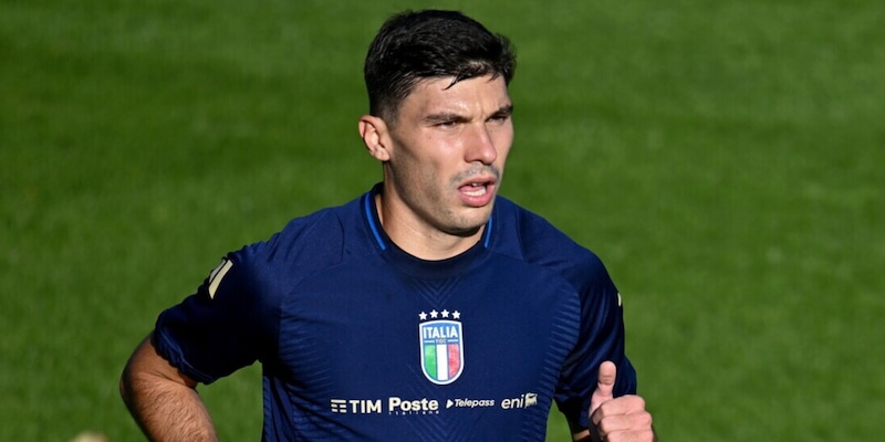 <p>Cambiaghi infortunato, lascia il ritiro Italia: cosa &egrave; successo all'attaccante del Bologna</p>