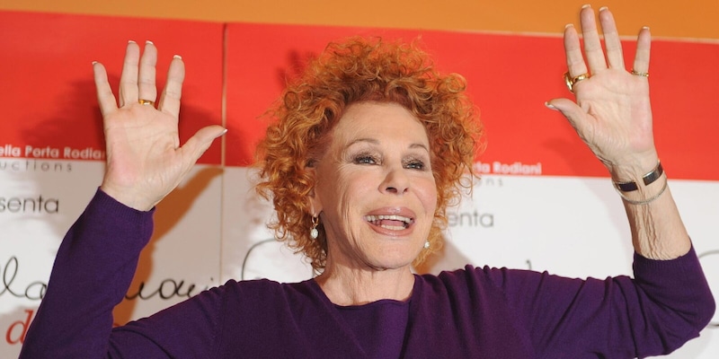 <p>Ornella Vanoni, un derby in lutto sobrio per il cuore di Milano che non ce l'ha fatta</p>