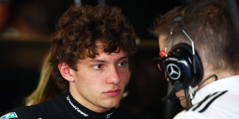 Kimi Antonelli, incidente prima dei test in Bahrain: cosa &egrave; successo e come sta il pilota Mercedes