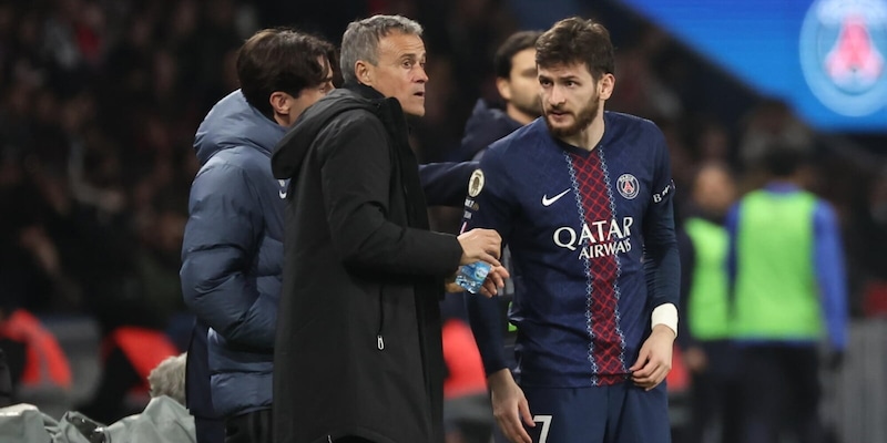 Psg, disfatta in campionato: primo posto a rischio. Tris Monaco, a segno Zakaria. Goleada Borussia