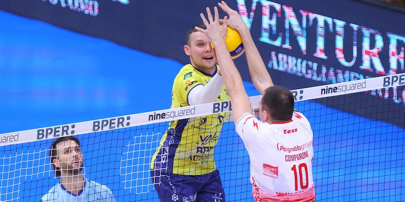 Play Off: Piacenza sbanca il Pala Panini e va in semifinale