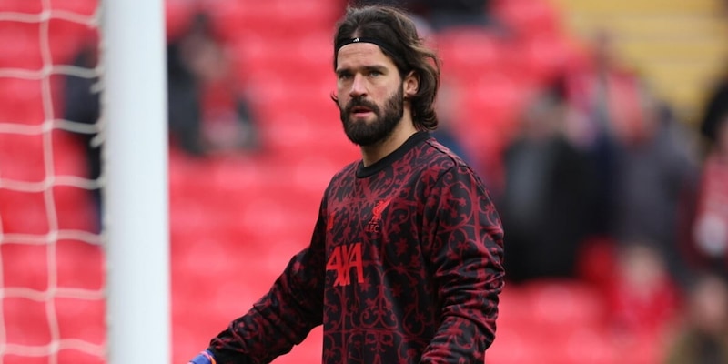 <p>"Alisson fuori fino a fine stagione", ma lui smentisce tutto: ecco cosa &egrave; successo</p>