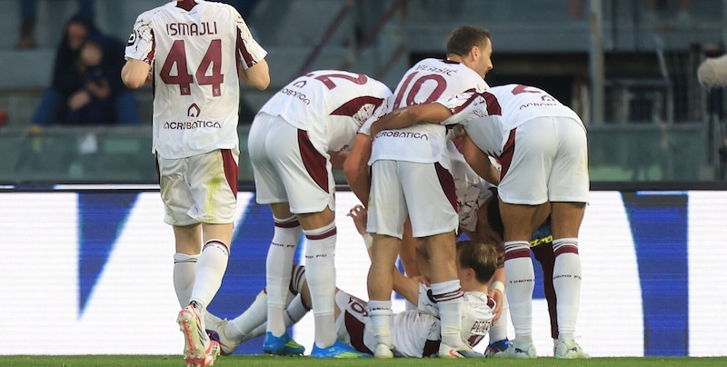 <p>Il Toro torna a vincere: Adams decisivo, Pisa ko. D&rsquo;Aversa supera il Parma, la classifica aggiornata</p>