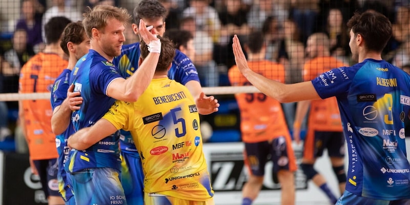 Play Off: la Tinet batte Brescia e vola in finale