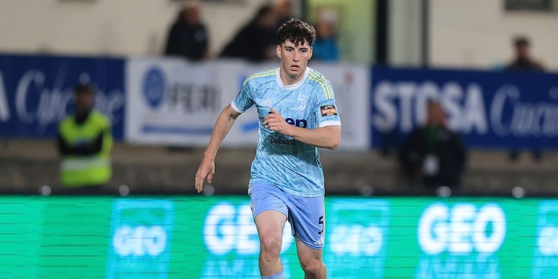 https://cdn.tuttosport.com/img/800/600/2026/05/03/062935757-eb185a3e-6b32-4e1f-bb85-b95389885f0d.jpg