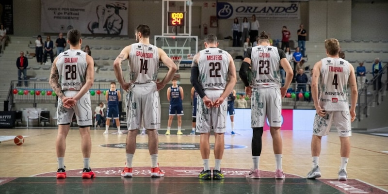 https://cdn.tuttosport.com/img/800/600/2026/05/04/121059046-66d5497b-9914-4bc8-bf58-00af1af3b6d5.jpg