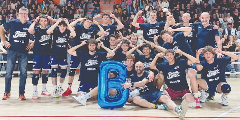 https://cdn.tuttosport.com/img/800/600/2026/05/05/071542830-52b4e515-20a5-4396-8759-86d052739d2d.jpg