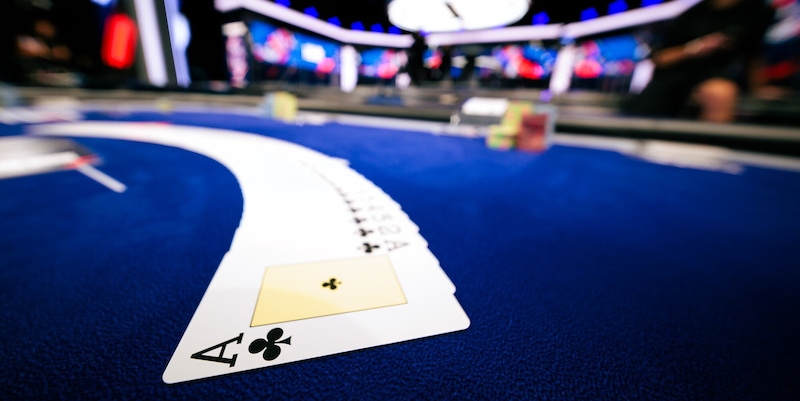 <p>WSOP 2026: assegnati i primi bracciali, scintille nel 25k Heads Up</p>
