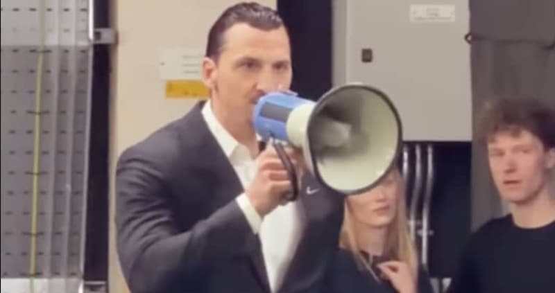 Ibra tra spot e tv nel disastro Milan, tifosi infuriati: 