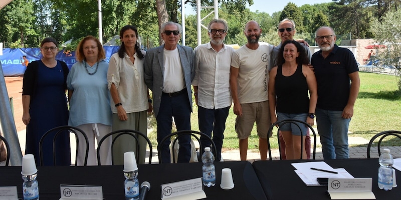 https://cdn.tuttosport.com/img/800/600/2026/07/10/134918260-fbcd8b96-a2c0-4781-a274-a4942004e10c.jpg