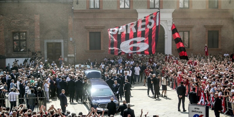 https://cdn.tuttosport.com/img/800/600/2026/08/04/122300837-97298ded-9006-4ec3-8be3-ffed5b17c939.jpg