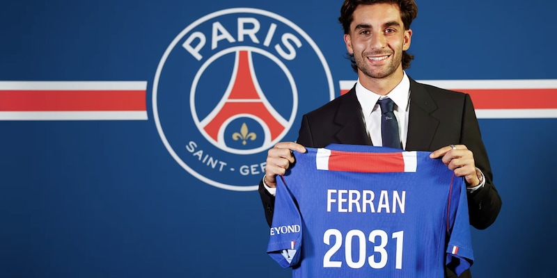 https://cdn.tuttosport.com/img/800/600/2026/08/15/093329330-c6f20ccc-0470-4fa3-9ba3-96982ef61e24.jpg
