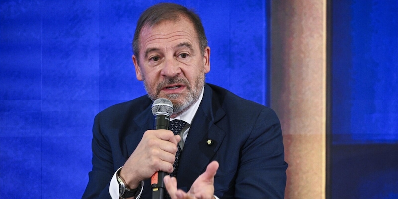 https://cdn.tuttosport.com/img/800/600/2026/08/18/163241171-8c5766b9-2e7f-4dfe-87f7-84b9214bfeae.jpg