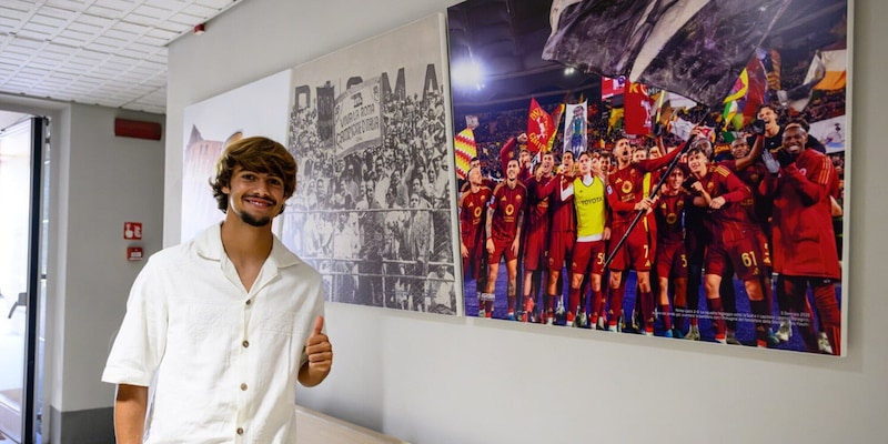 https://cdn.tuttosport.com/img/800/600/2026/08/19/092254194-1cc61994-e6ff-4a4d-9e87-c7e0d4345d59.jpg