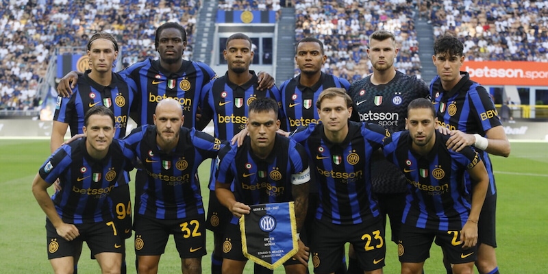 https://cdn.tuttosport.com/img/800/600/2026/08/26/062131785-e0ea38f0-8d97-4594-9c8a-963d0336a99a.jpg
