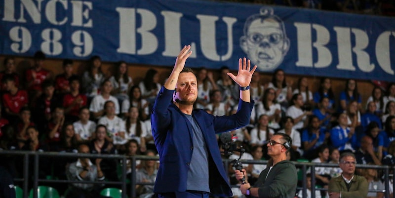 https://cdn.tuttosport.com/img/800/600/2026/08/28/171344345-aded49e6-8f3e-4225-9994-976487f122a2.jpg