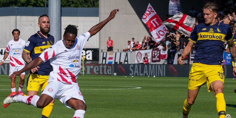 https://cdn.tuttosport.com/img/800/600/2026/09/12/175937667-6162b2a8-5432-4f86-920d-c8598bae4958.jpg