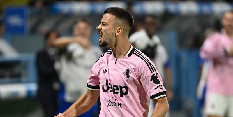 https://cdn.tuttosport.com/img/800/600/2026/09/14/201510283-1ffe52c6-2ac8-4d7a-8986-94b7defae09b.jpg