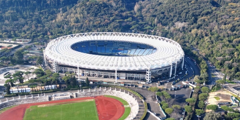 https://cdn.tuttosport.com/img/800/600/2026/09/15/102838060-0e3444b5-8f4f-4663-a244-aab215b0a0ca.jpg