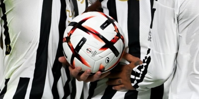 https://cdn.tuttosport.com/img/800/600/2026/09/18/084227034-27ff4289-f43e-4fa3-a668-84fda675840d.jpg