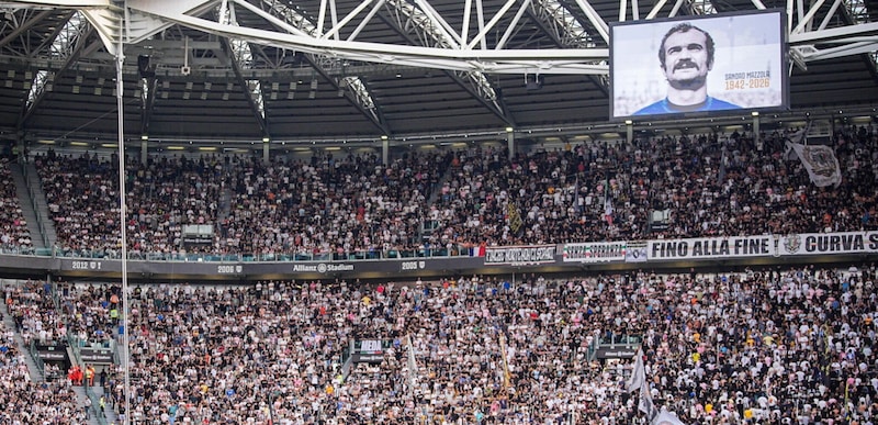 https://cdn.tuttosport.com/img/800/600/2026/09/21/061443945-87c35a4e-3e48-4655-8a35-d7d27723839a.jpg