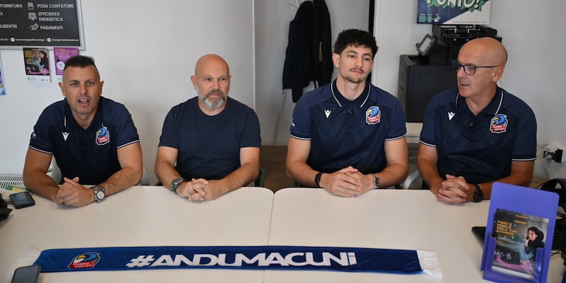 https://cdn.tuttosport.com/img/800/600/2026/09/22/160602328-539d3610-6f4a-4366-998b-13f0505fc4c0.jpg