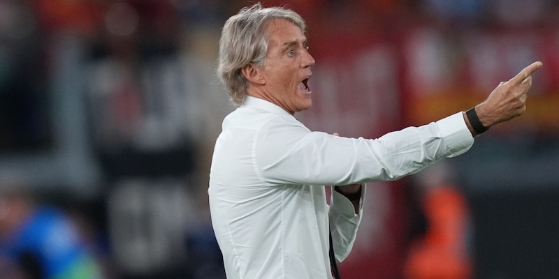 https://cdn.tuttosport.com/img/800/600/2026/09/26/155640085-523e08ec-2bd0-4133-9ef9-38dd14a74e18.jpg