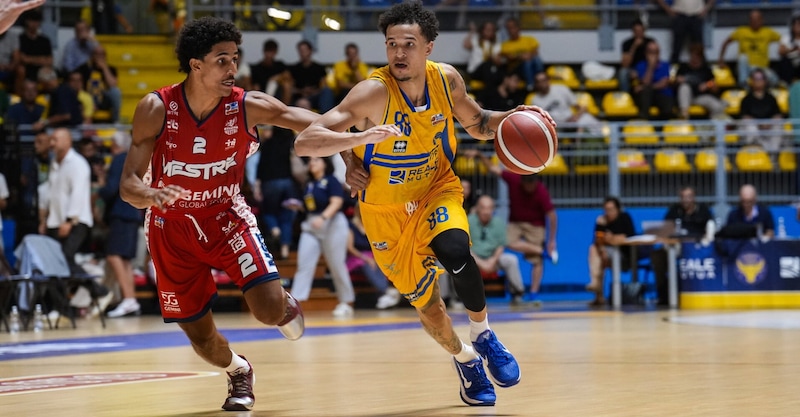 https://cdn.tuttosport.com/img/800/600/2026/09/27/194051602-39b87b82-dcad-4ff3-9918-d37b600e7e2a.jpg