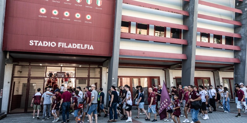 https://cdn.tuttosport.com/img/800/600/2026/09/30/073953776-6d08a294-a17e-4c33-9f7e-f77e238c1820.jpg Cent’anni di Filadelfia. Cent’anni di casa