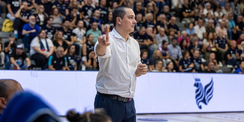 https://cdn.tuttosport.com/img/800/600/2026/10/16/144912886-2ce92181-214a-4f89-bc71-b9e91e2830ea.jpg
