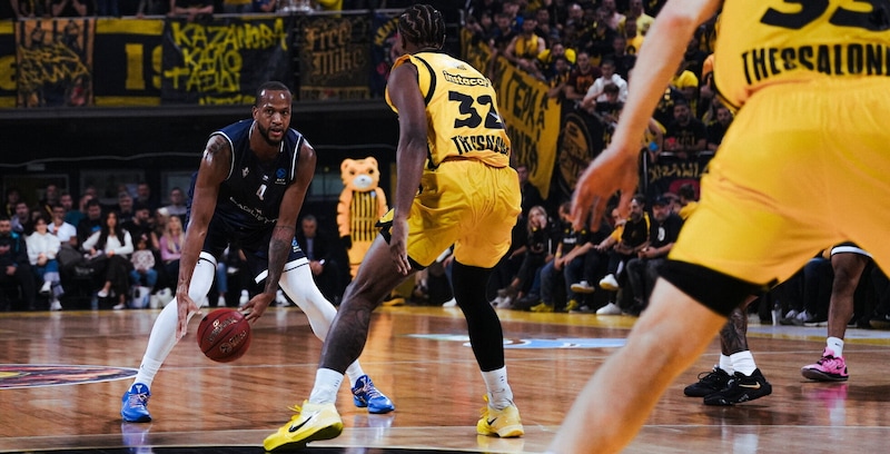 https://cdn.tuttosport.com/img/800/600/2026/10/20/125352898-646312d7-657d-412e-974a-4668041c6b76.jpg