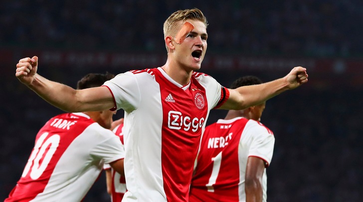 De Ligt: «Io come Messi, non ci credo»