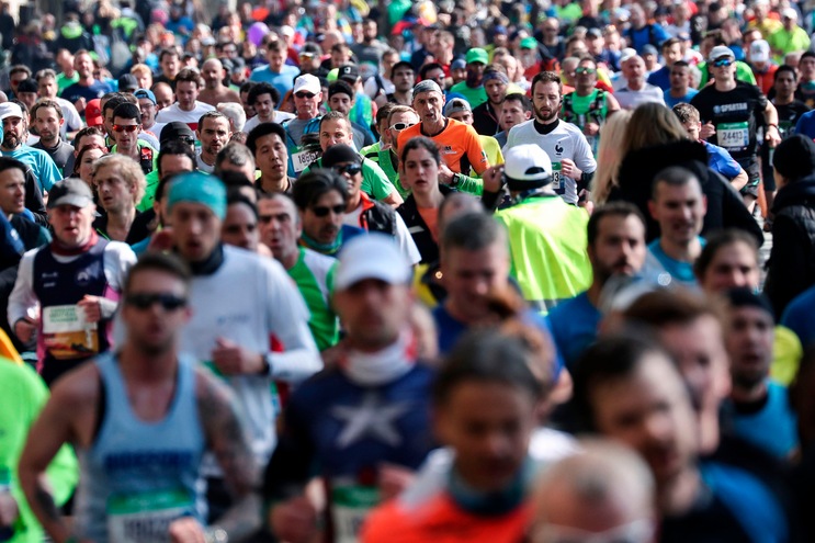 Running, Joan Benoit Samuelson torna a Boston quarant'anni dopo