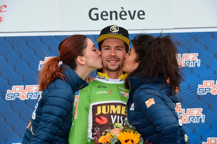 Giro d'Italia, Roglic sfida Dumoulin