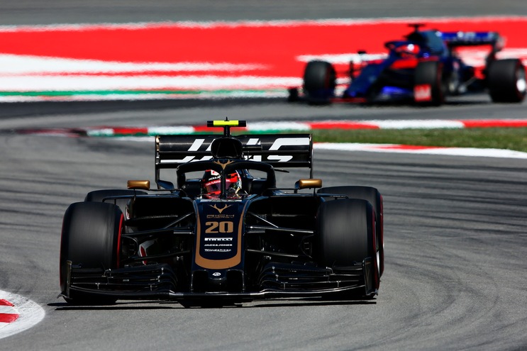 F1, test Barcellona: avanti Magnussen, Fuoco secondo